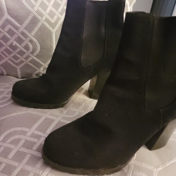 COACH BLACK SUEDE BOOTS SIZE 7B - Picture 1 of 6